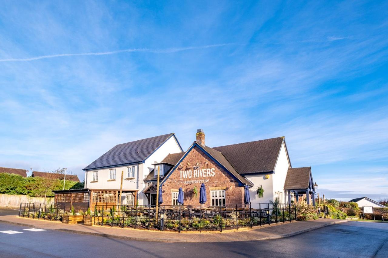 Two Rivers Lodge By Marston'S Inns Chepstow Exterior photo