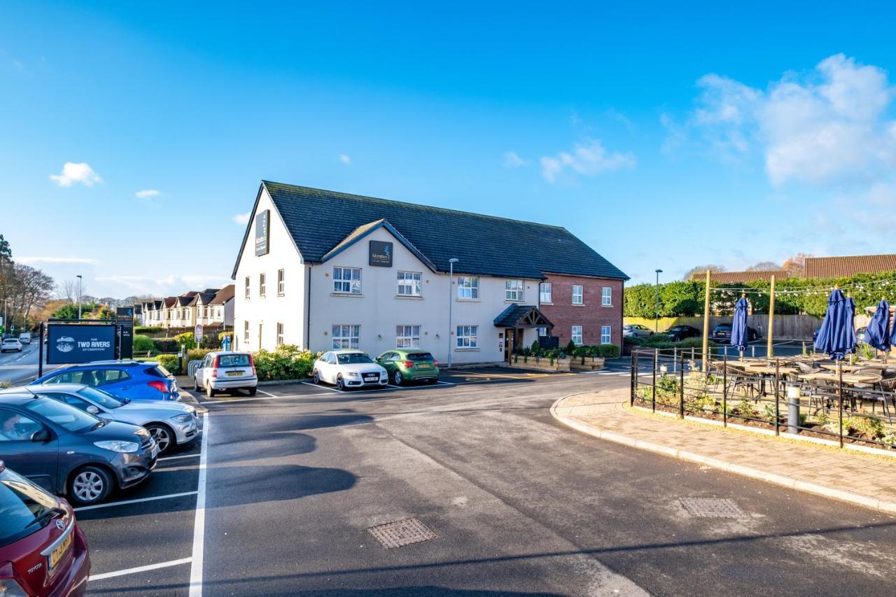 Two Rivers Lodge By Marston'S Inns Chepstow Exterior photo